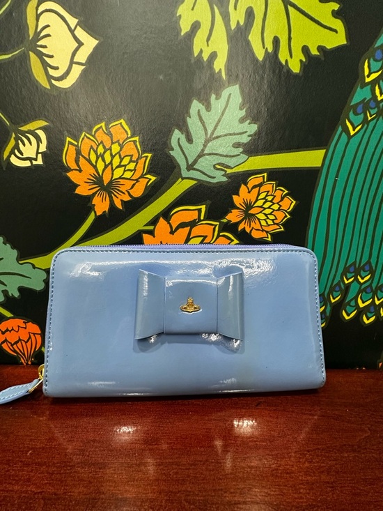 Vivienne Westwood Fiocco Bow Patent Zip Around Wallet Acqua (C3) - Picture 3 of 13